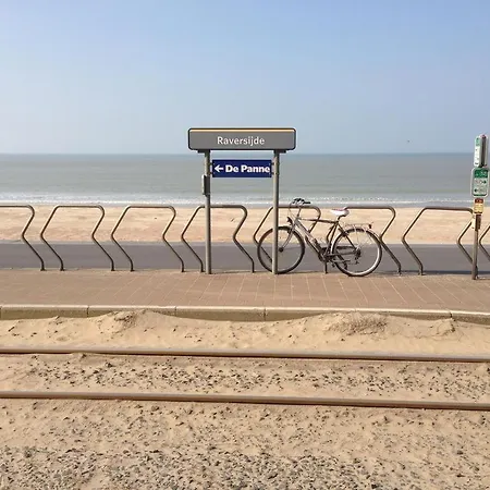 Lägenhet Raversijde With Sea View