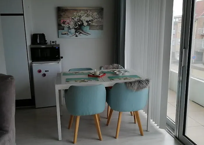 Raversijde With Sea View *