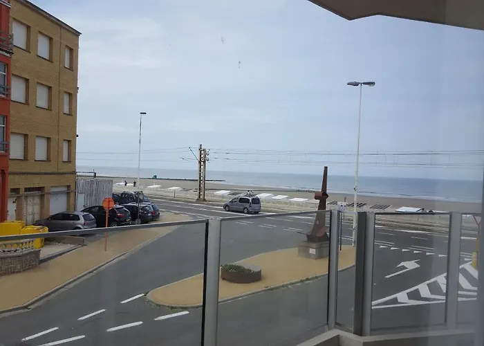 Raversijde With Sea View Apartment *